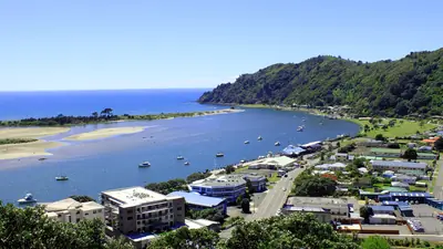 Photo of the harbourside at Whakatāne